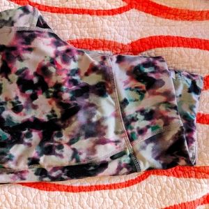 Multi-Colored Old Navy Athletic Leggings!!